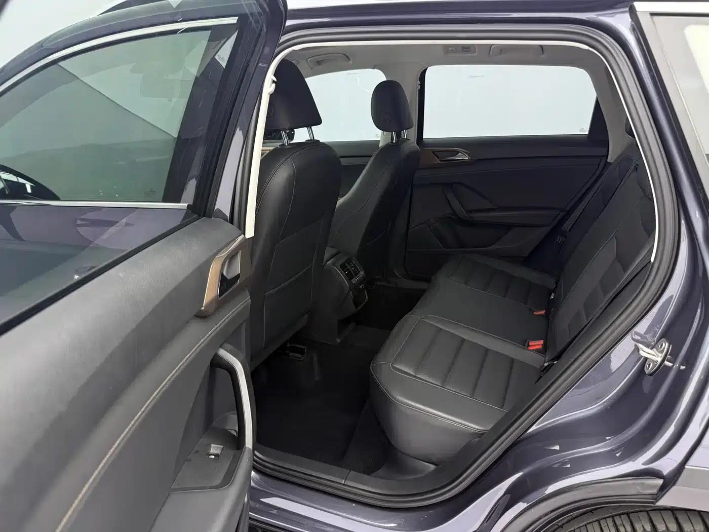 Tharu 2021 280TSI 2WD Luxury Edition PLUS — миниатюра 16