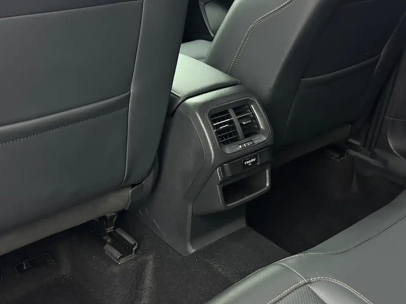 Tharu 2021 280TSI 2WD Luxury Edition PLUS — миниатюра 17