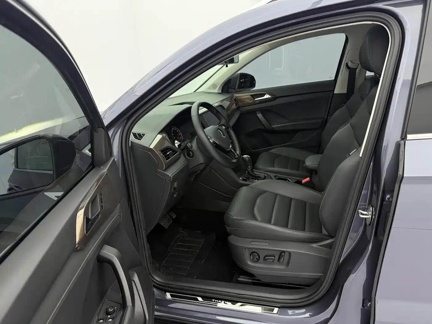 Tharu 2021 280TSI 2WD Luxury Edition PLUS — миниатюра 21