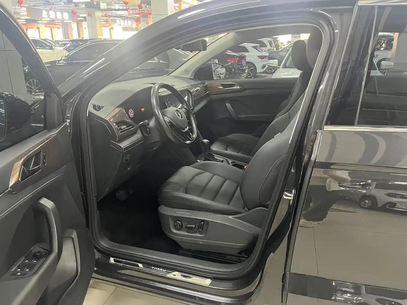 Tharu 2022 280TSI 2WD Luxury Edition — миниатюра 7