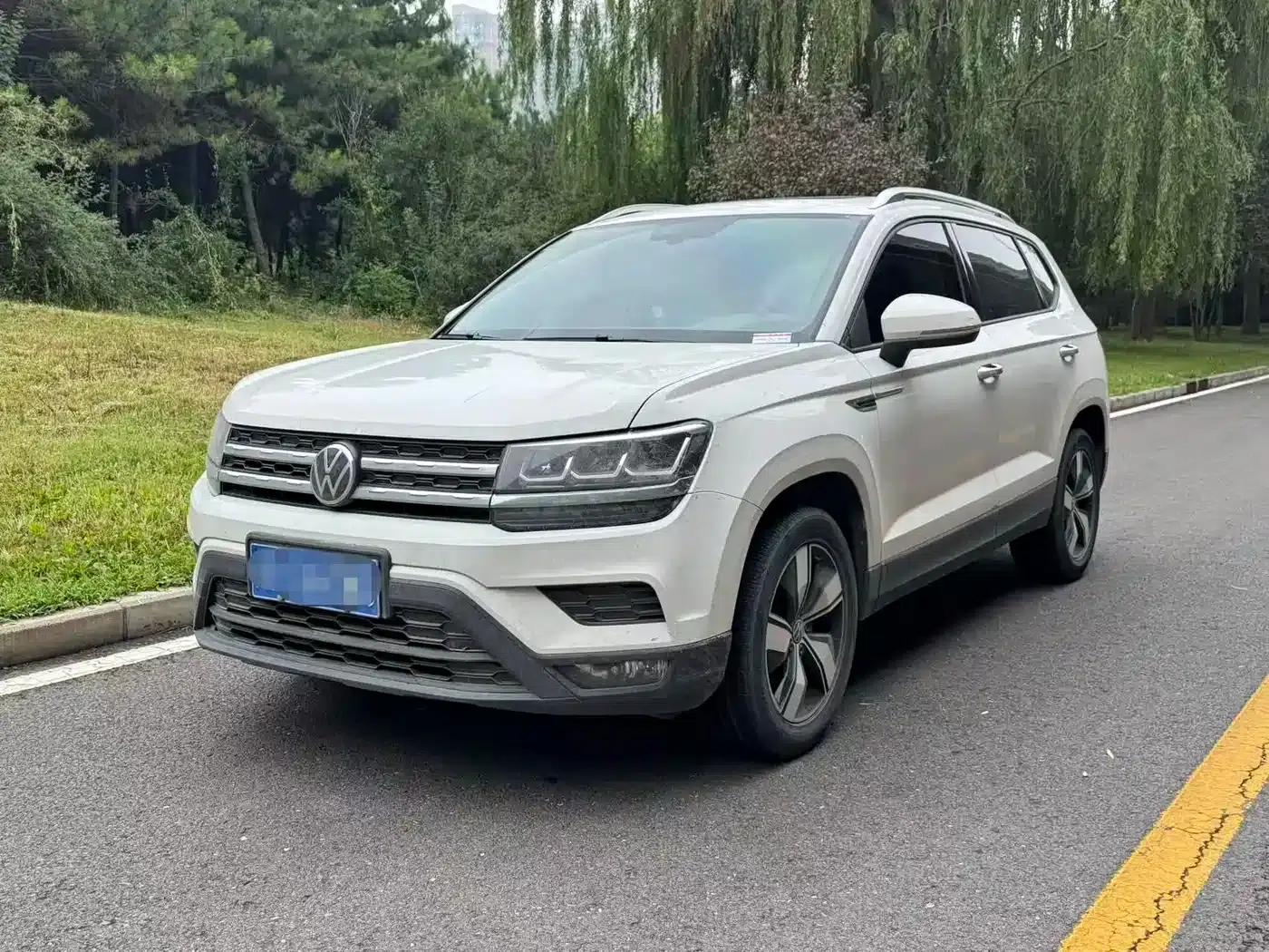 Tharu 2021 280TSI 2WD Comfort Edition — миниатюра 1
