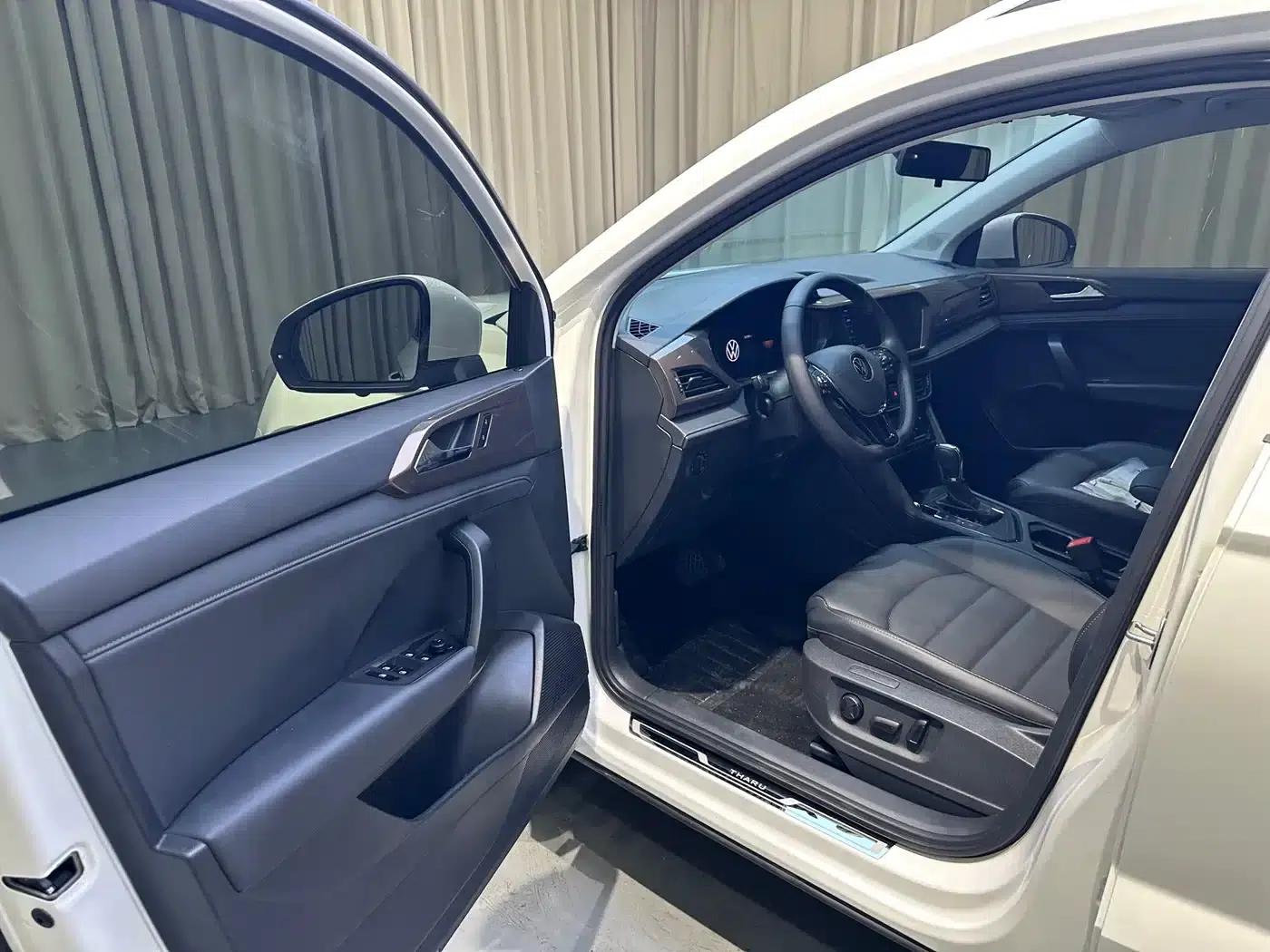 Tharu 2022 280TSI 2WD Luxury Edition — миниатюра 9