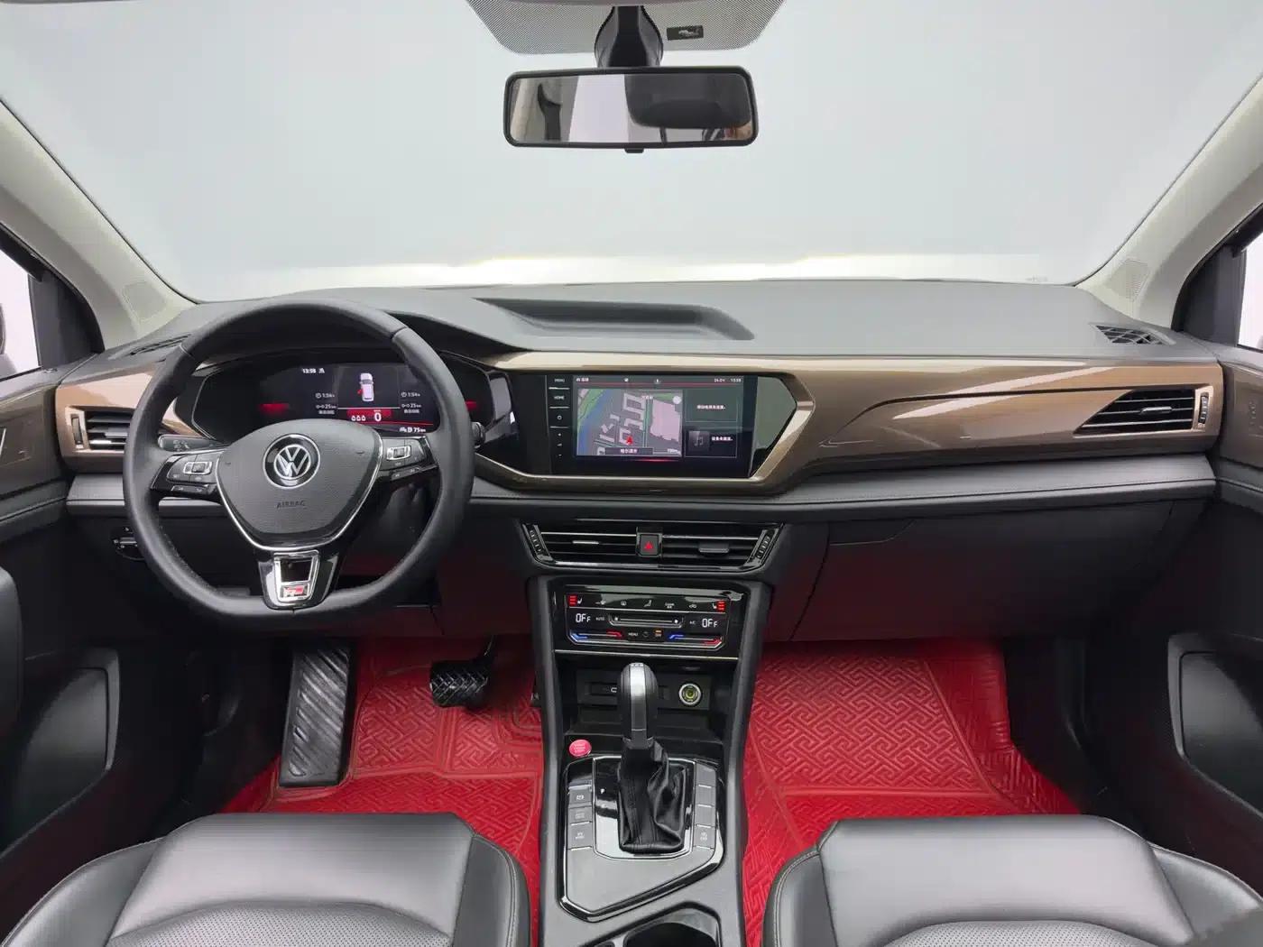 Tharu 2022 280TSI 2WD Luxury Edition — миниатюра 13