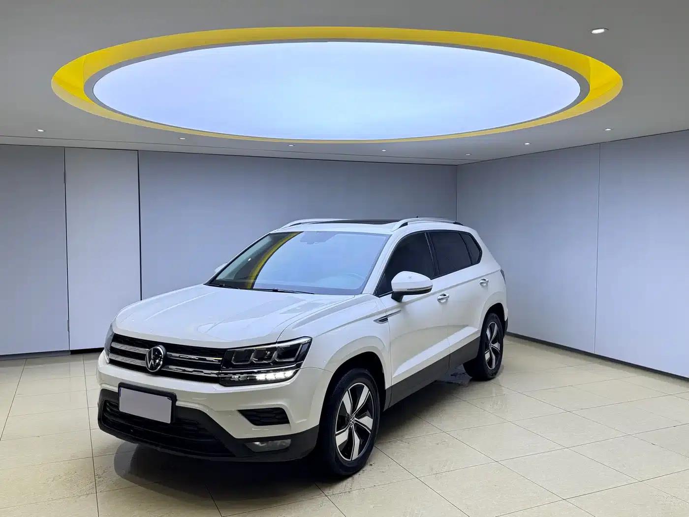 Tharu 2022 280TSI 2WD Comfort Edition — миниатюра 1