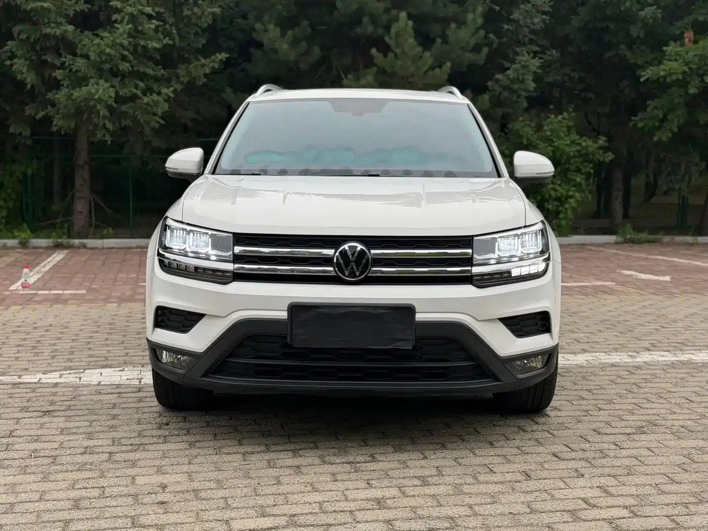 Tharu 2022 280TSI 2WD Luxury Edition — миниатюра 2