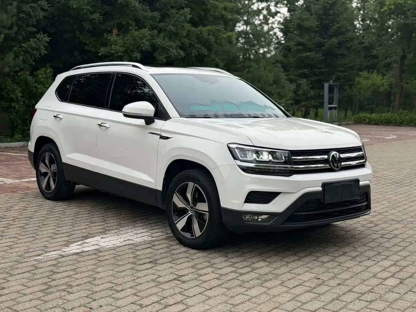 Tharu 2022 280TSI 2WD Luxury Edition — миниатюра 3