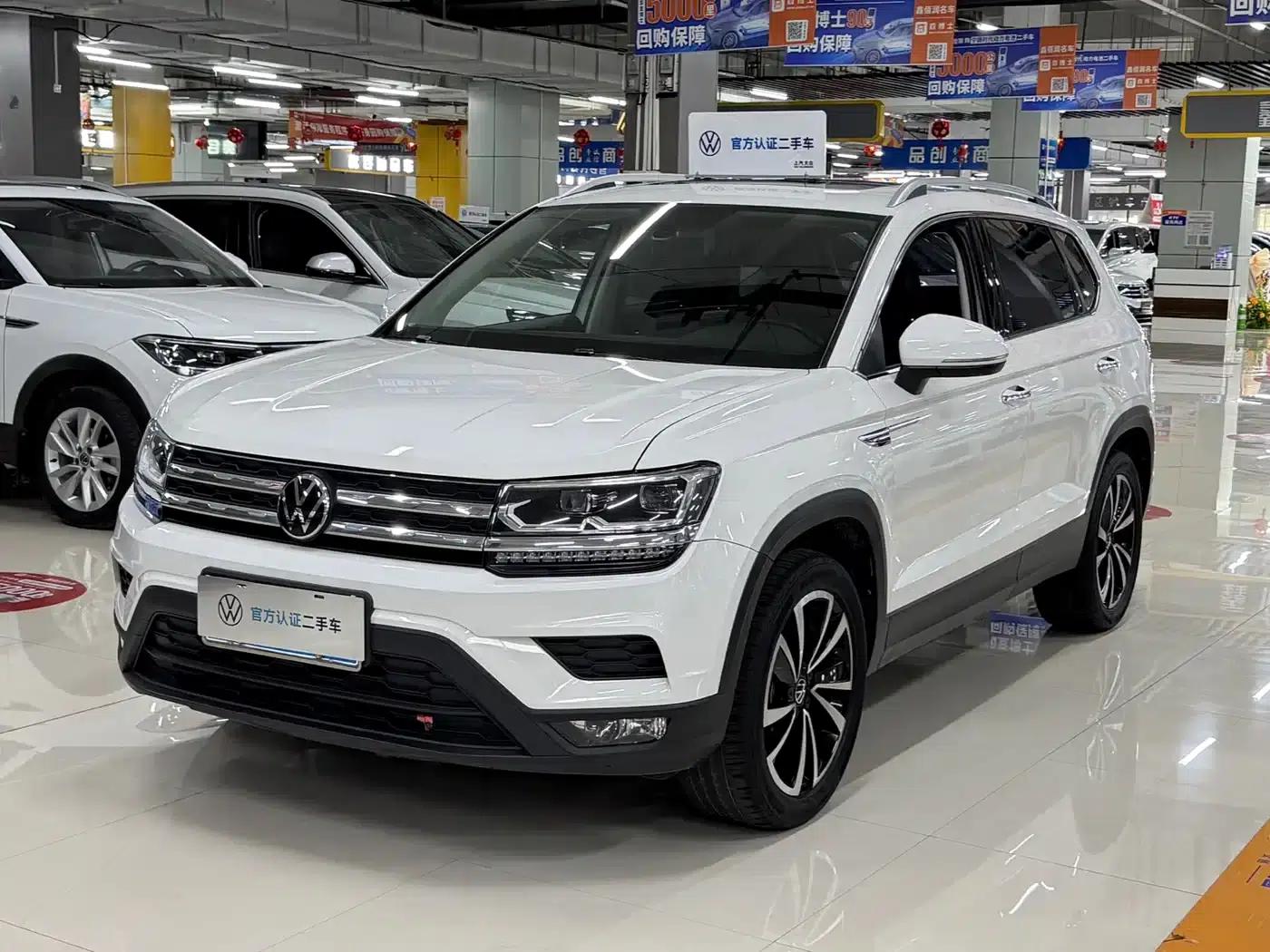 Tharu 2022 280TSI 2WD Luxury Edition — миниатюра 1