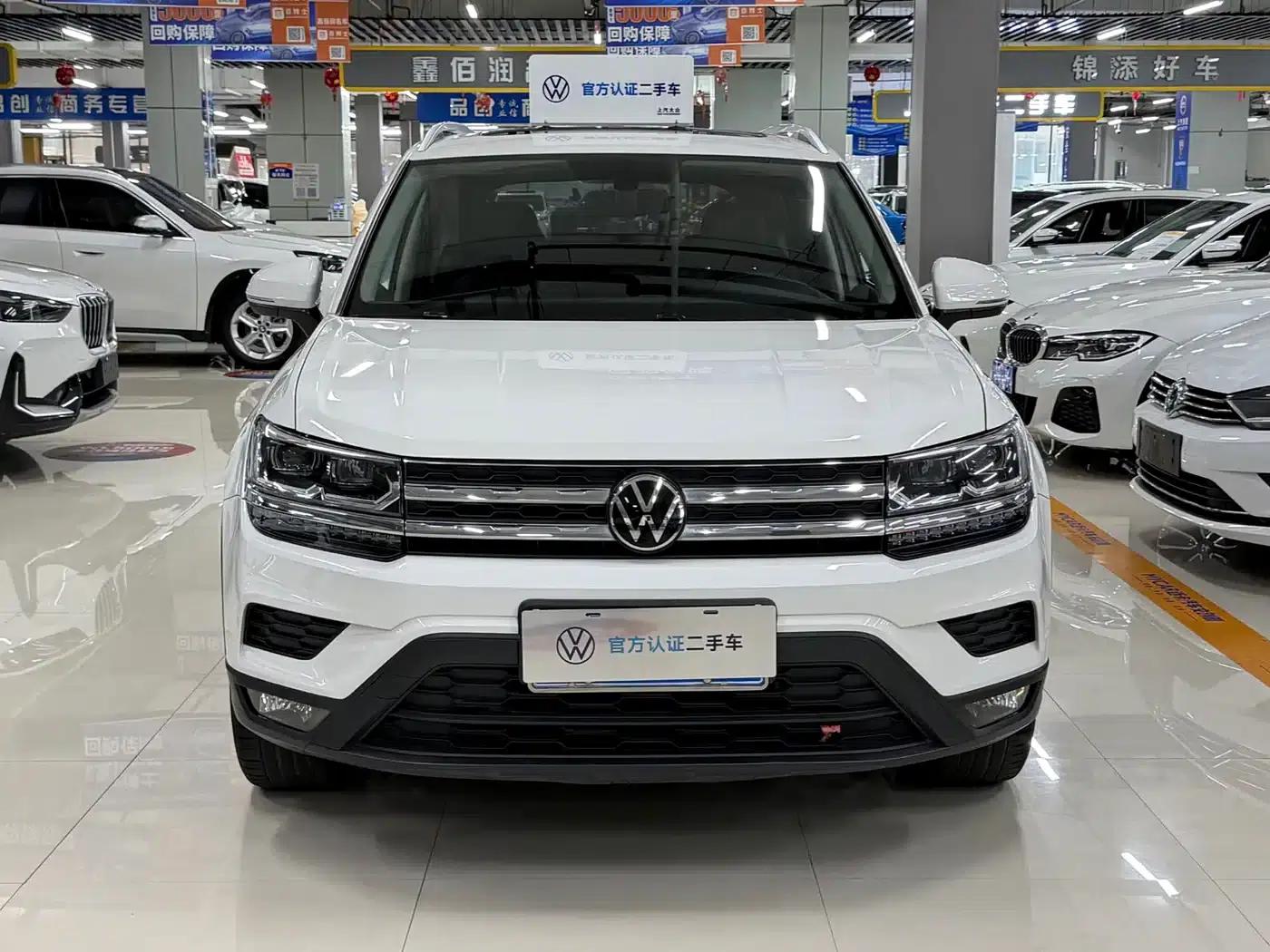 Tharu 2022 280TSI 2WD Luxury Edition — миниатюра 5