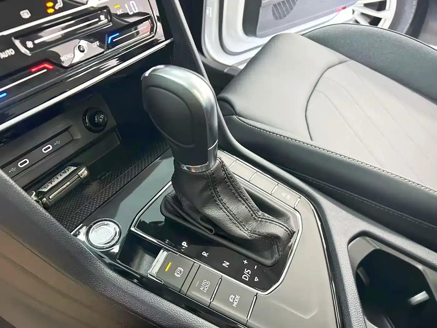 Tharu 2024 300TSI 2WD Full Moon Edition — миниатюра 11