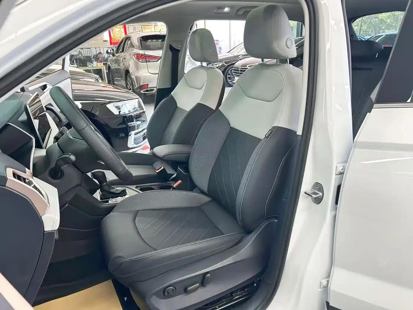 Tharu 2024 300TSI 2WD Full Moon Edition — миниатюра 14