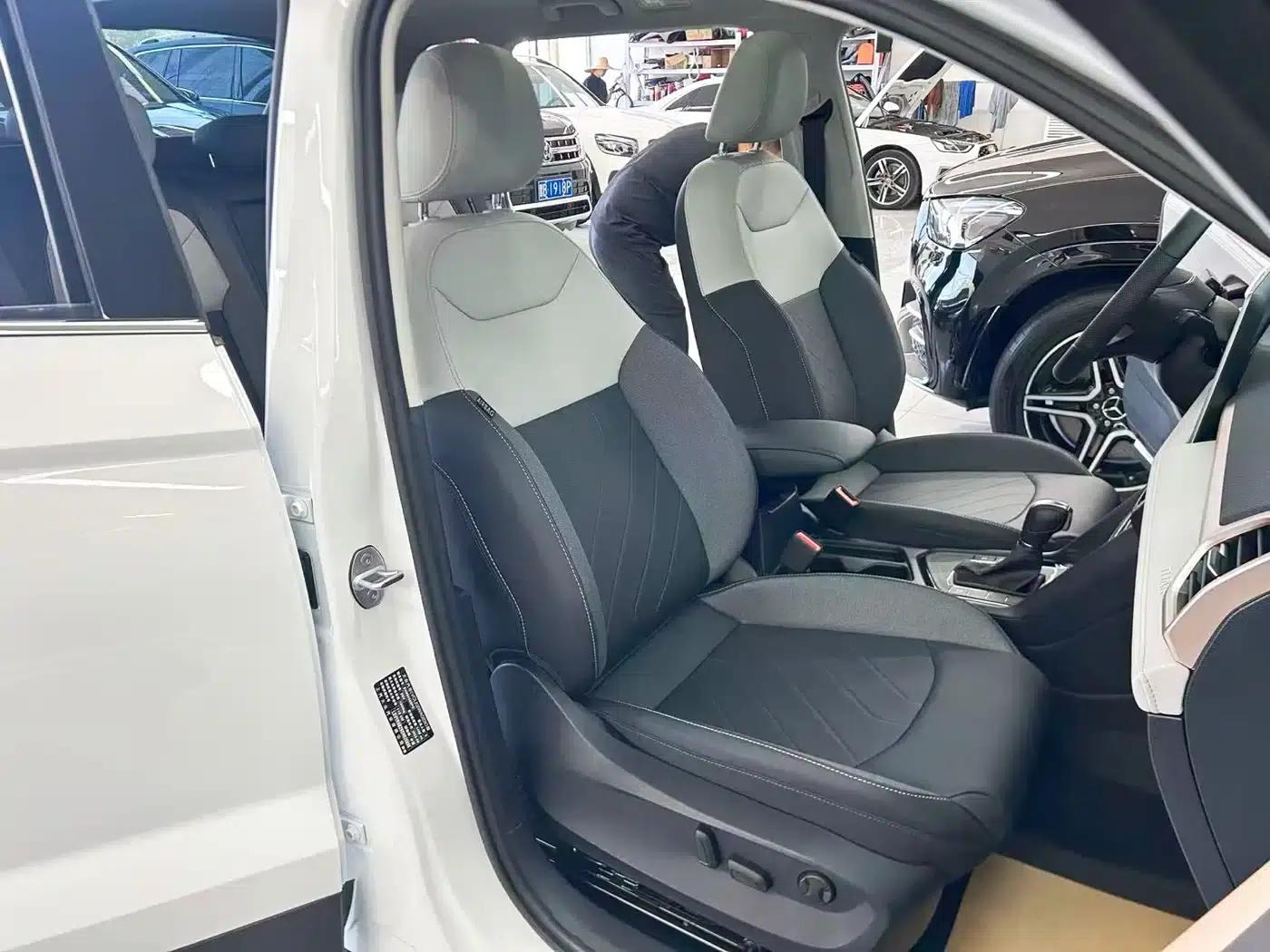 Tharu 2024 300TSI 2WD Full Moon Edition — миниатюра 15