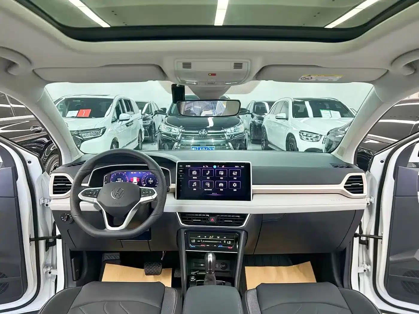 Tharu 2024 300TSI 2WD Full Moon Edition — миниатюра 9