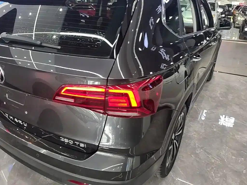 Tharu 2022 280TSI 2WD Luxury Edition — миниатюра 8