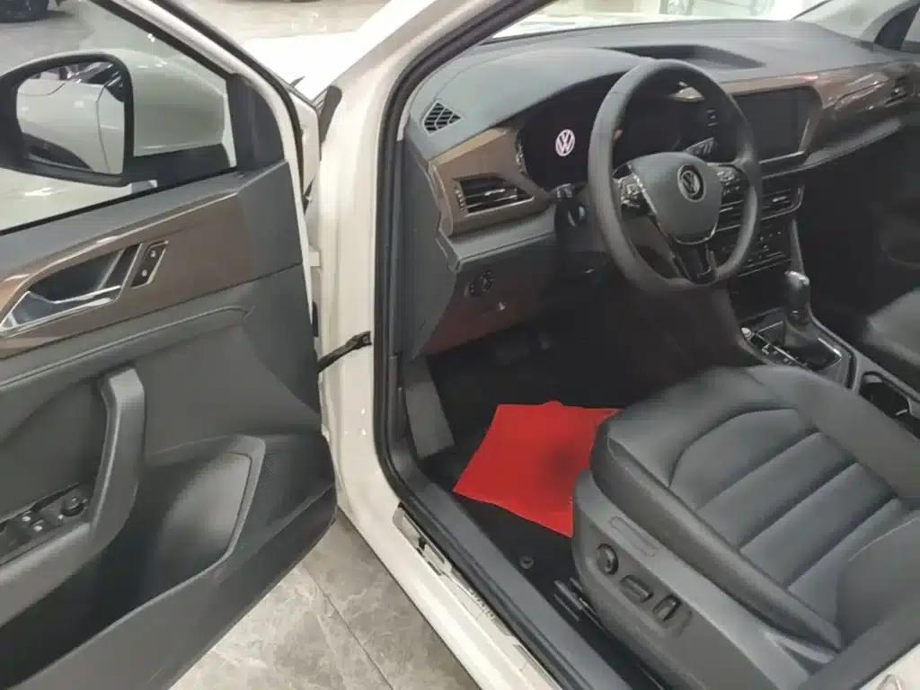 Tharu 2022 330TSI 4WD Luxury Edition — миниатюра 16