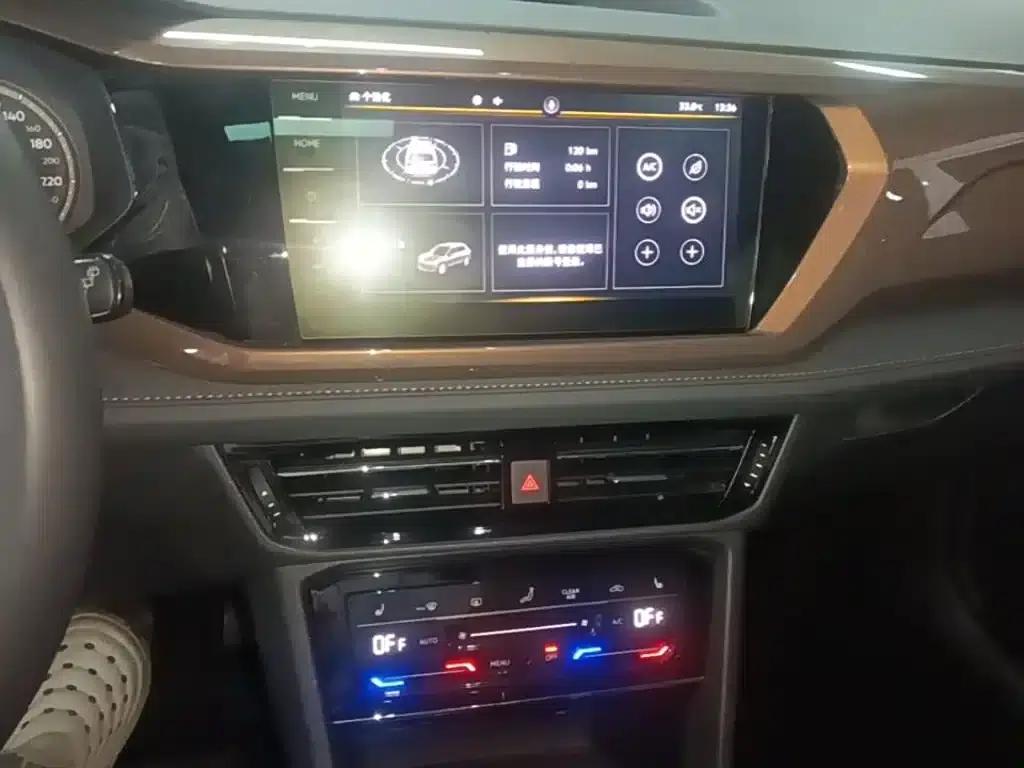 Tharu 2020 280TSI 2WD Luxury PLUS (China VI Emission Standard) — миниатюра 13