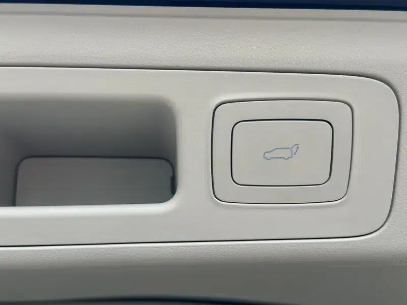 Maxus G90 2022 2.0T Interstellar Flagship Edition — миниатюра 11