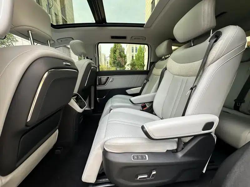 Maxus G70 2024 2.0T Automatic Flagship Edition 7-Seater — миниатюра 18