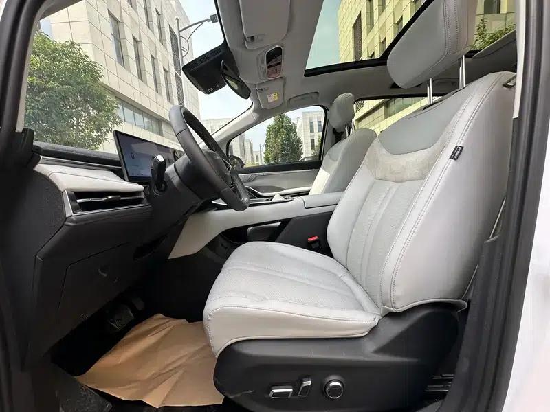 Maxus G70 2024 2.0T Automatic Flagship Edition 7-Seater — миниатюра 23