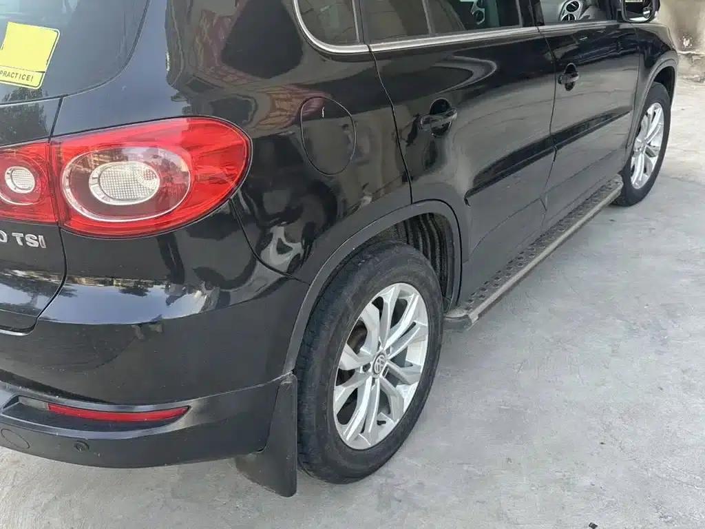 2009 Tiguan 2.0TSI Luxury Edition — миниатюра 3