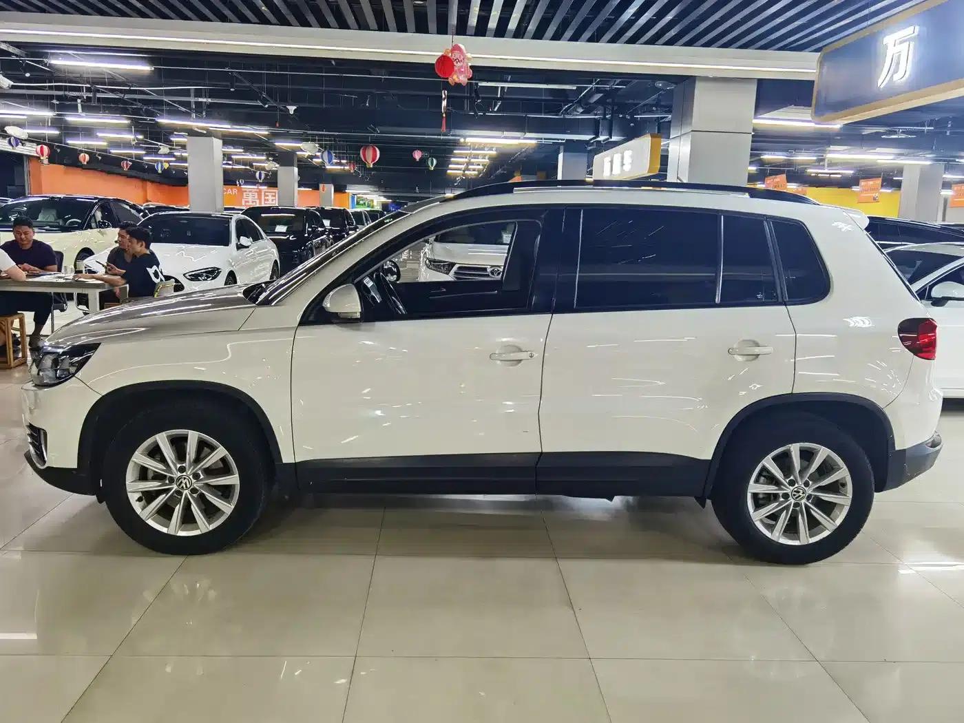 Tiguan 2017 300TSI Automatic 2WD Silk Road Comfort Edition — миниатюра 2