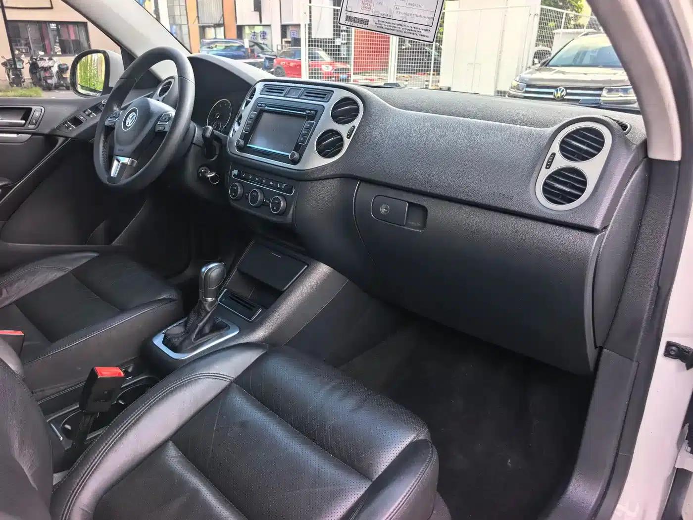 Tiguan 2013 1.8TSI Automatic 2WD Luxury — миниатюра 12