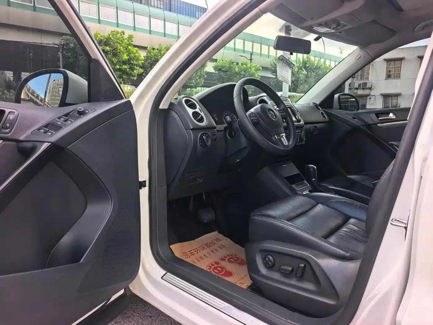 Tiguan 2013 1.8TSI Automatic 2WD Luxury — миниатюра 18