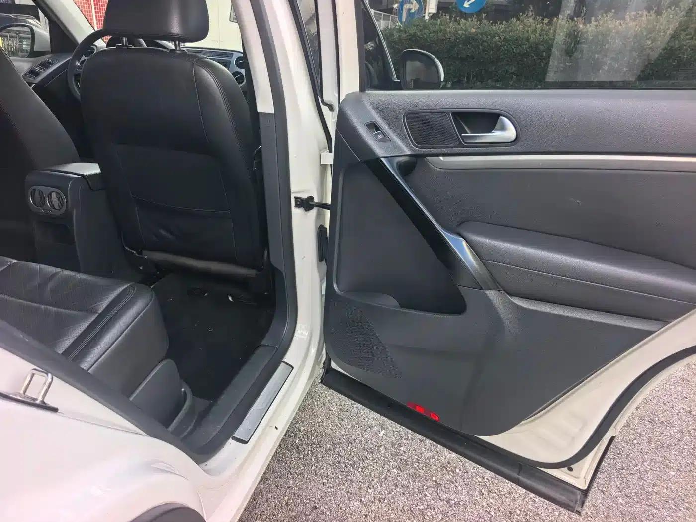 Tiguan 2013 1.8TSI Automatic 2WD Luxury — миниатюра 7