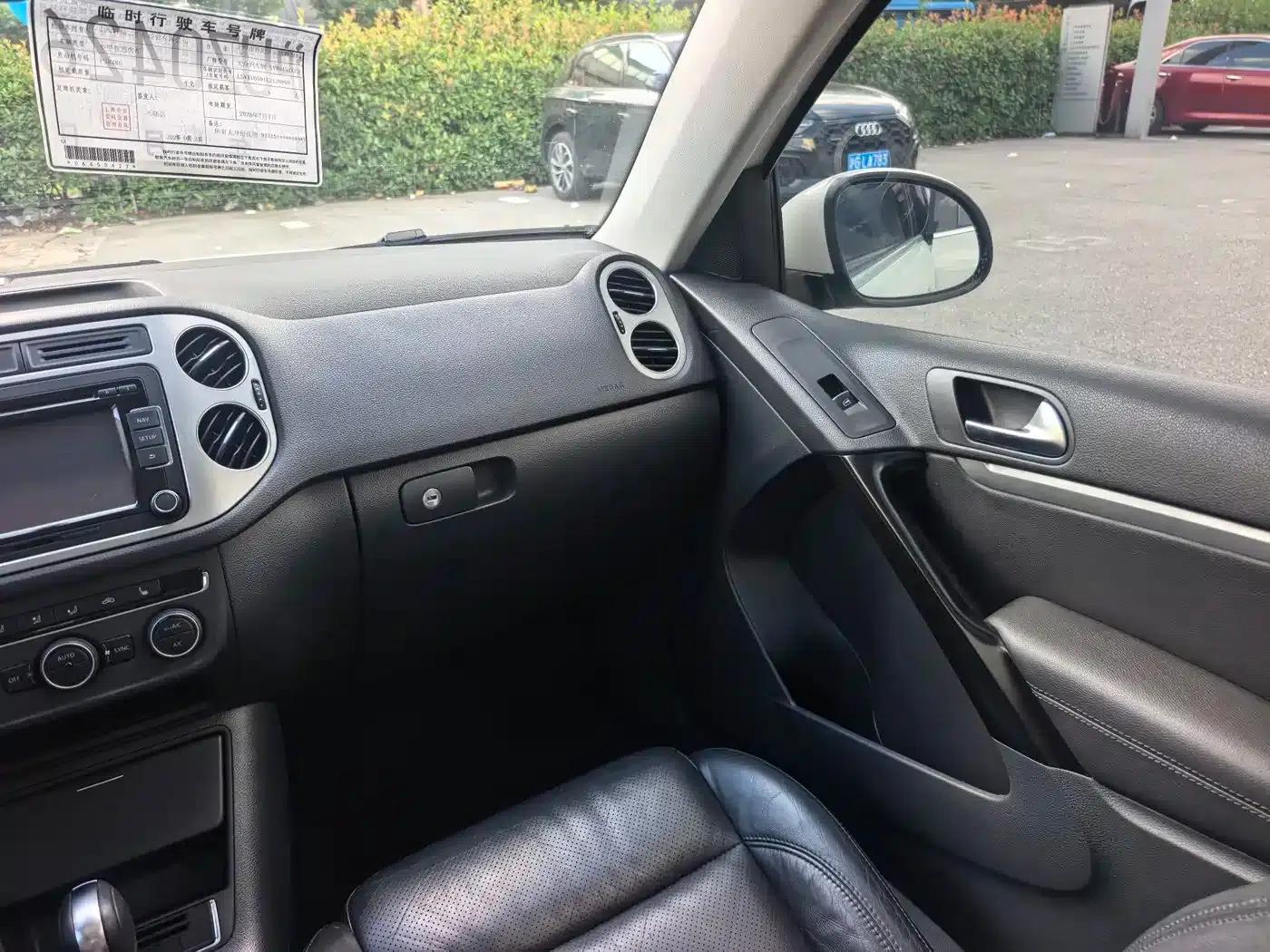 Tiguan 2013 1.8TSI Automatic 2WD Luxury — миниатюра 10