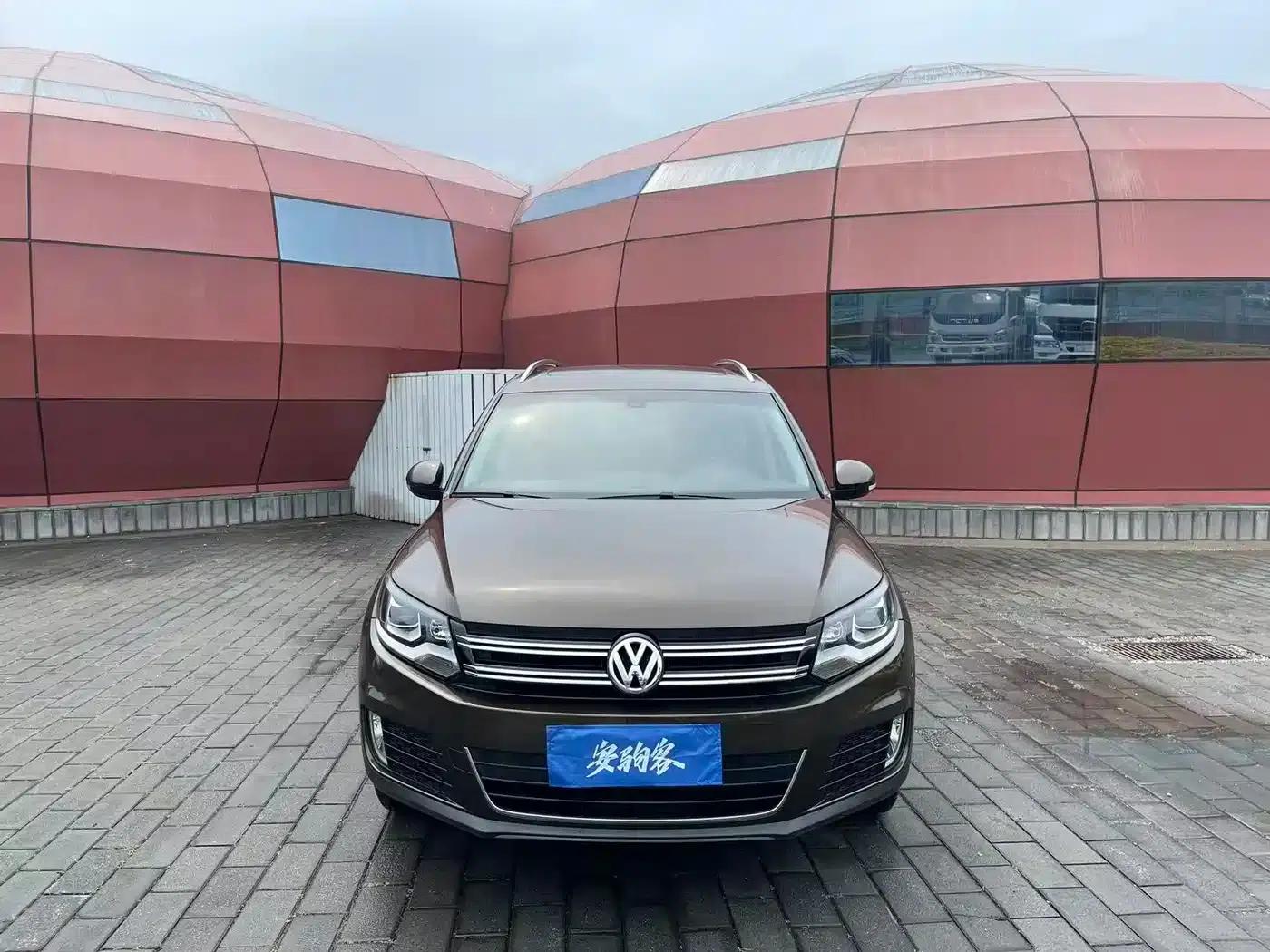 2016 Volkswagen Tiguan 300TSI Automatic 4WD Luxury Edition — миниатюра 2