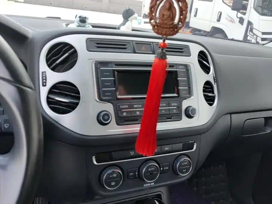 Tiguan 2017 300TSI Automatic 2WD Silk Road Comfort Edition — миниатюра 13