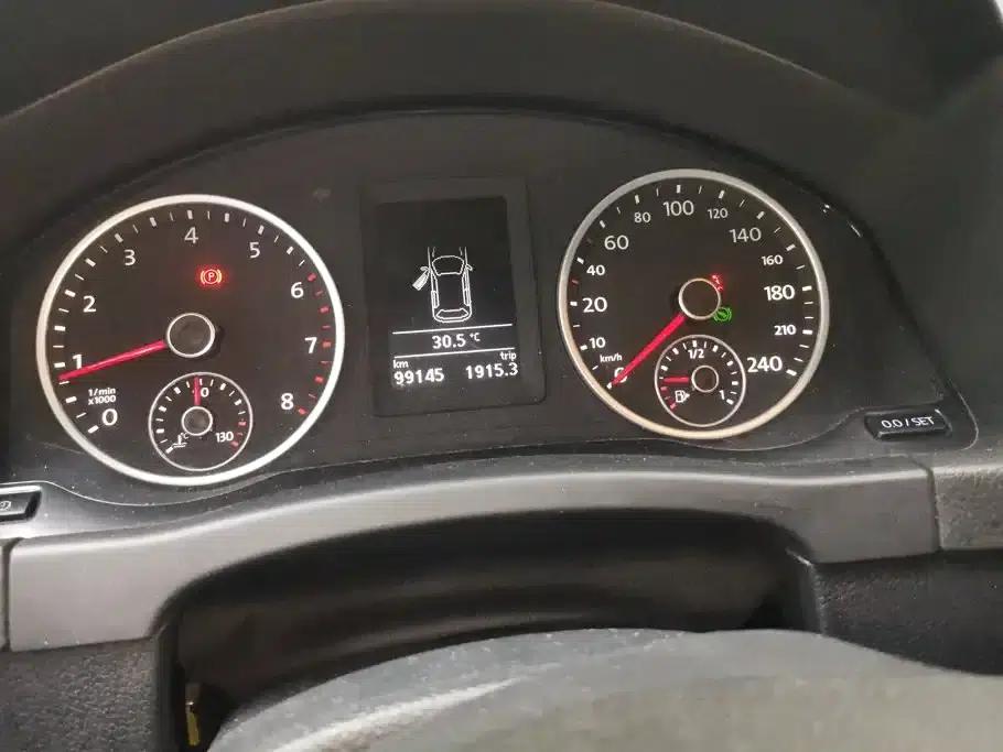2016 Volkswagen Tiguan 300TSI Automatic 2WD Comfort Edition — миниатюра 14