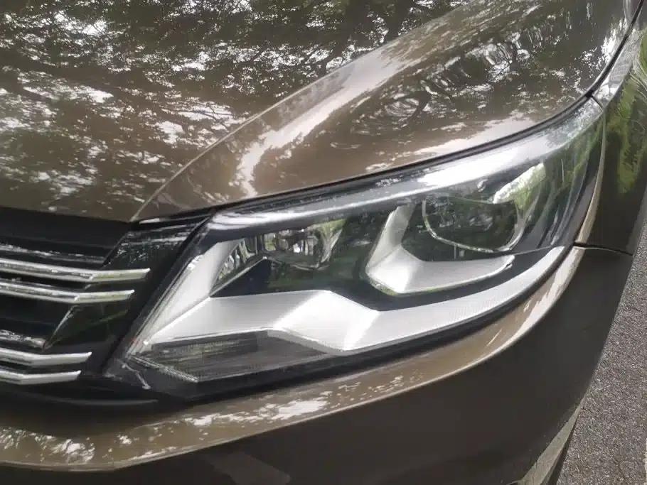 2016 Volkswagen Tiguan 300TSI Automatic 2WD Comfort Edition — миниатюра 5