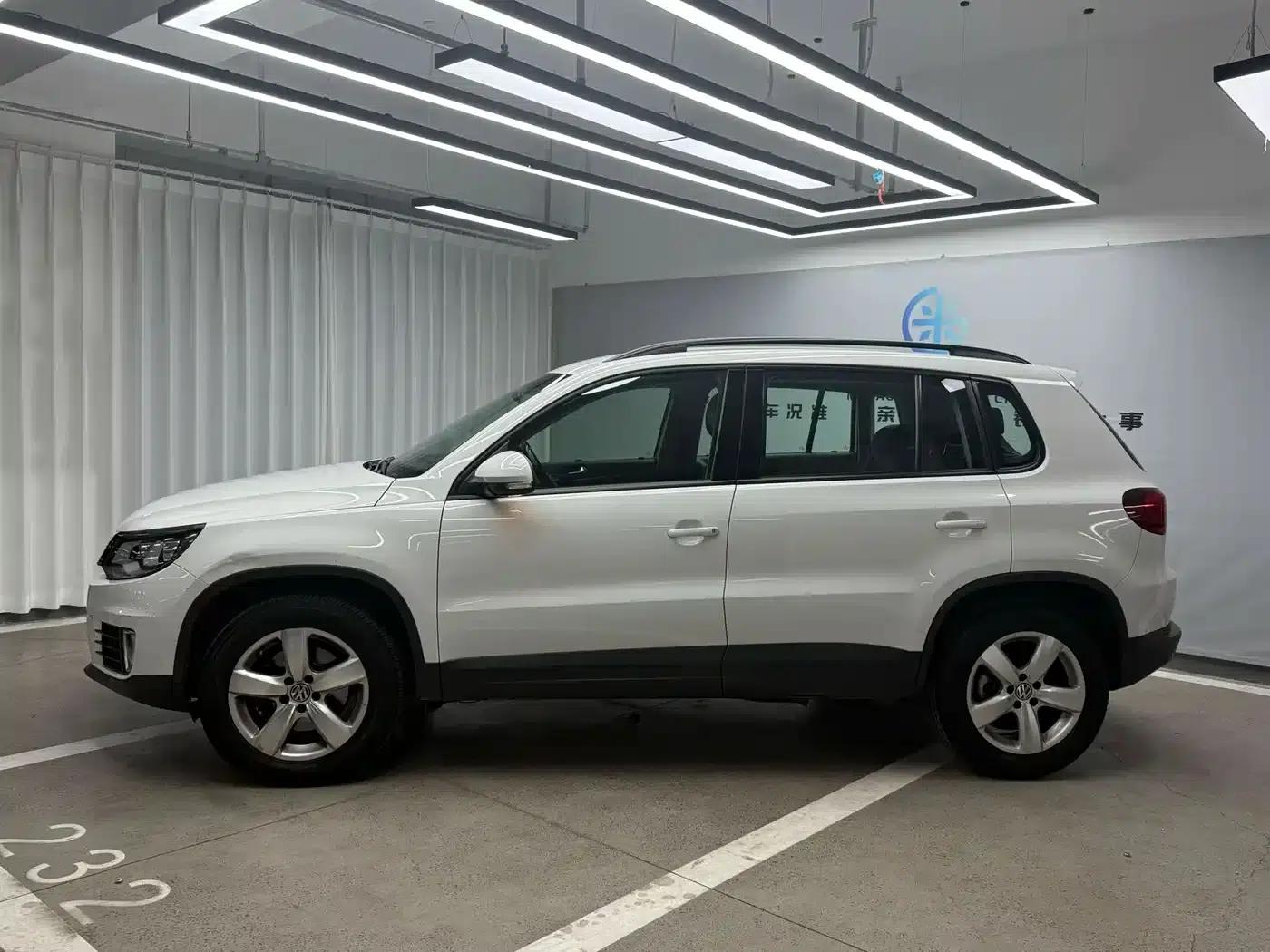 2013 Volkswagen Tiguan 1.8TSI Automatic 2WD Comfort Edition — миниатюра 2
