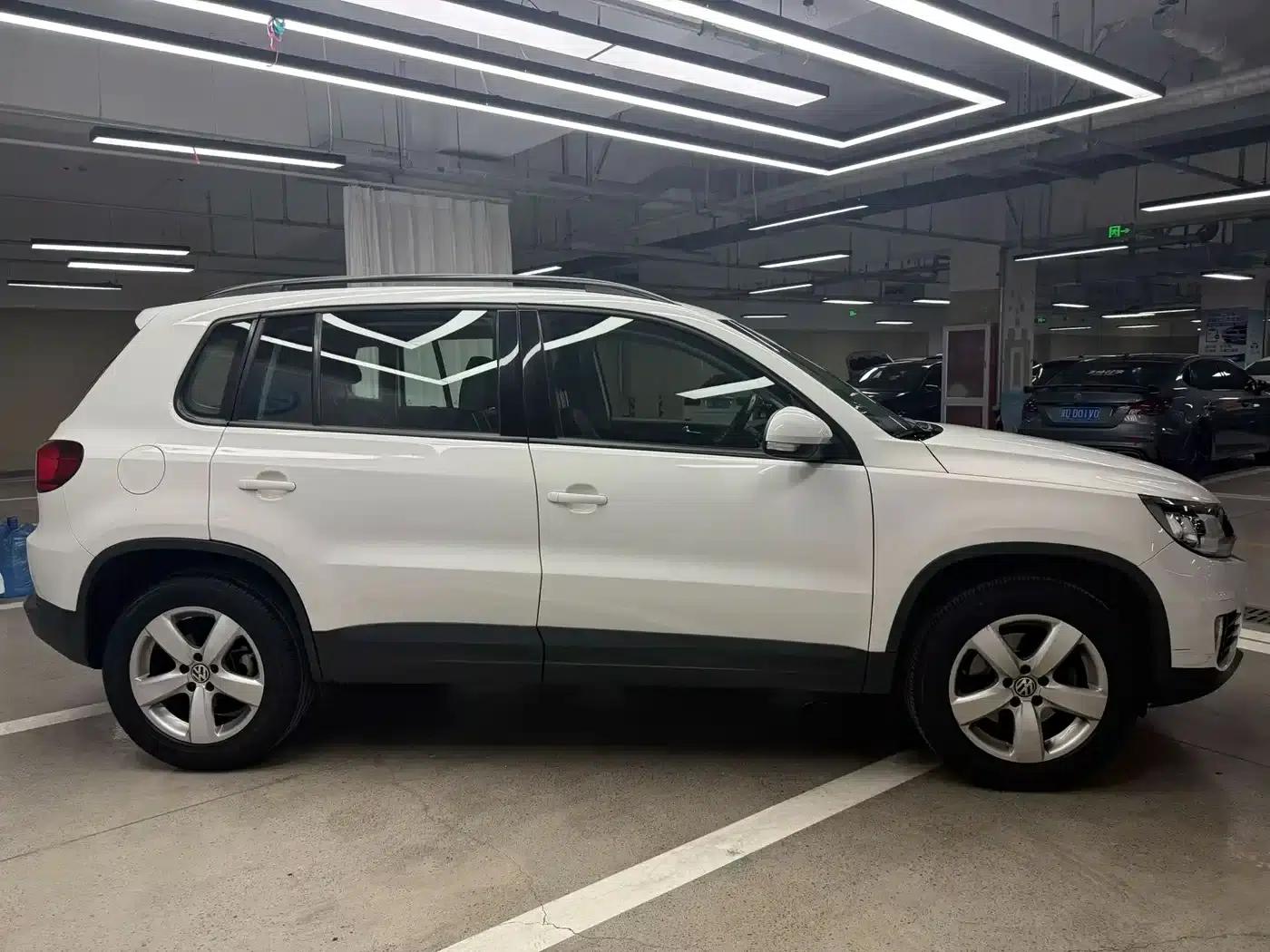 2013 Volkswagen Tiguan 1.8TSI Automatic 2WD Comfort Edition — миниатюра 3