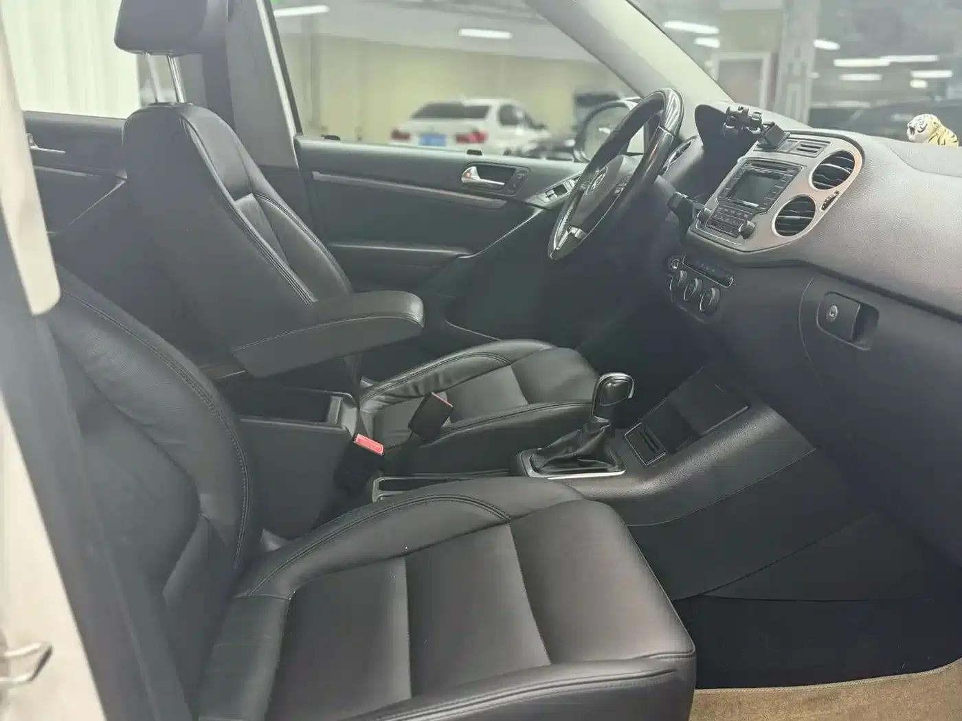2013 Volkswagen Tiguan 1.8TSI Automatic 2WD Comfort Edition — миниатюра 8