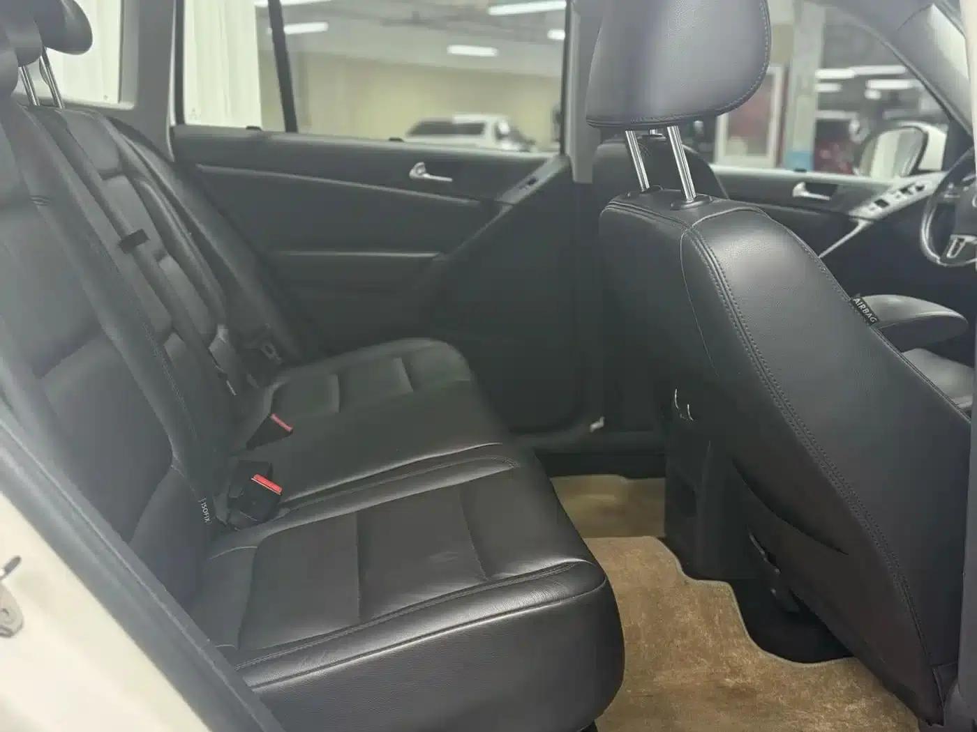2013 Volkswagen Tiguan 1.8TSI Automatic 2WD Comfort Edition — миниатюра 10