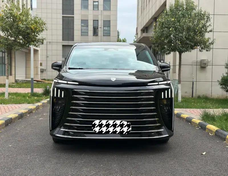 Xinghai V9 2026 1.5TD Enjoy Series 200km Comfort Model — миниатюра 2