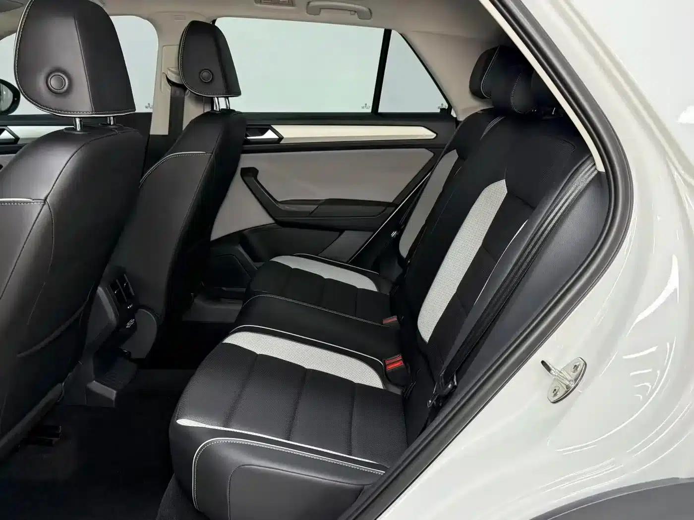 2023 T-ROC 280TSI DSG 2WD Time Edition — миниатюра 17