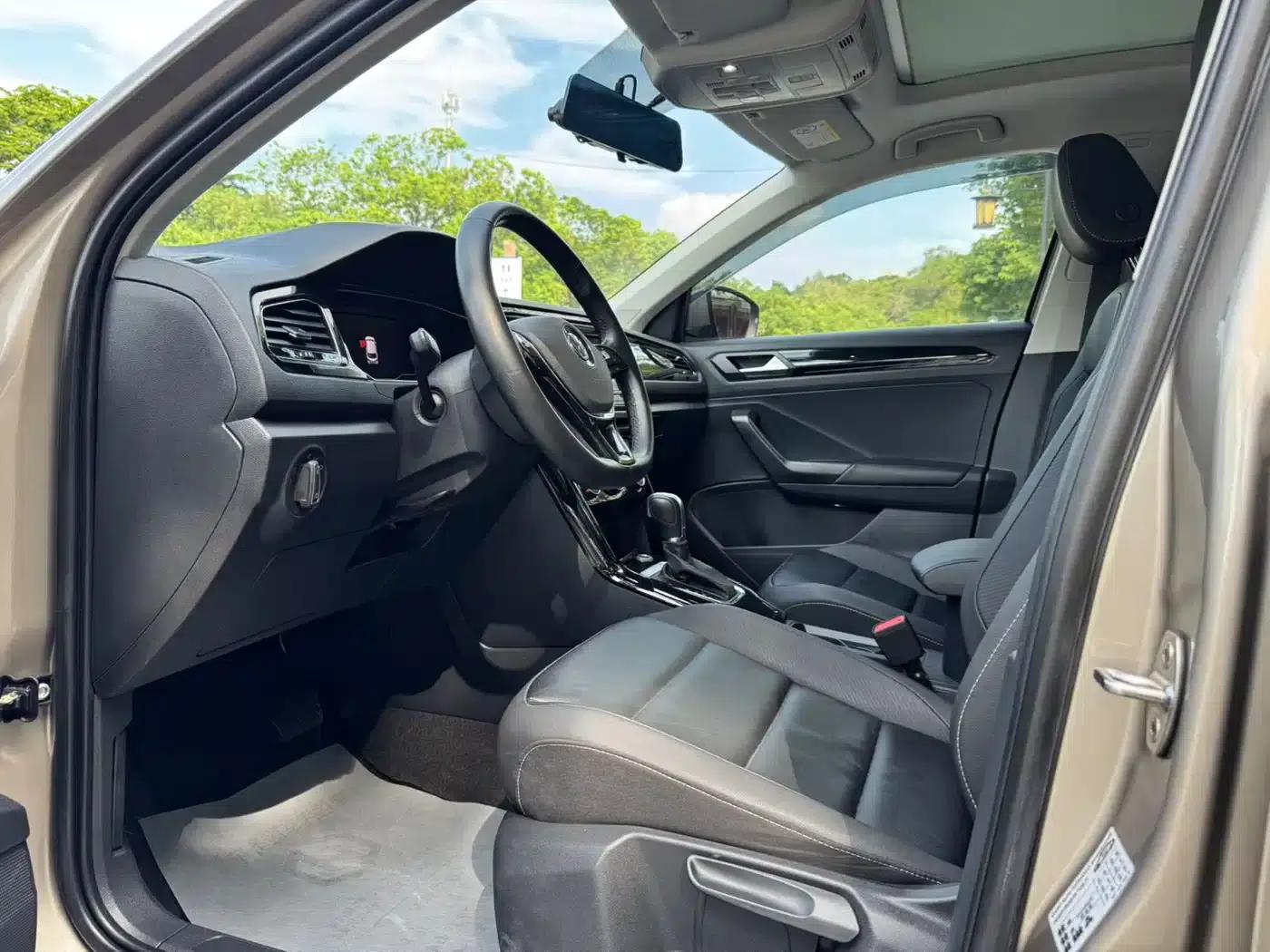 T-ROC 2020 Model 280TSI DSG 2WD Comfort — миниатюра 9