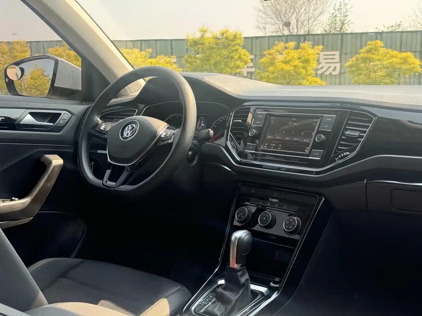 2018 T-ROC 280TSI DSG 2WD Comfort Model (National V Emission Standard) — миниатюра 15