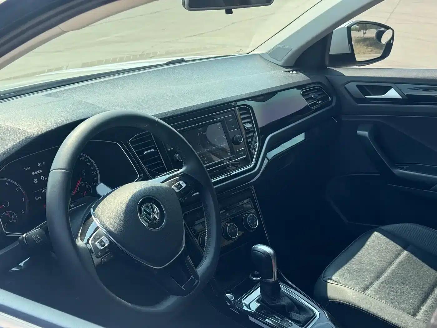 2018 T-ROC 280TSI DSG 2WD Comfort Model (National V Emission Standard) — миниатюра 6
