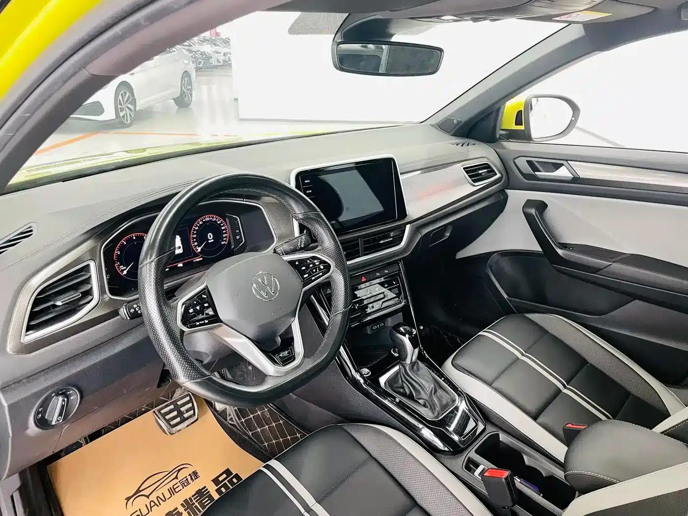 2023 T-ROC 300TSI DSG 2WD Starlight Edition — миниатюра 6