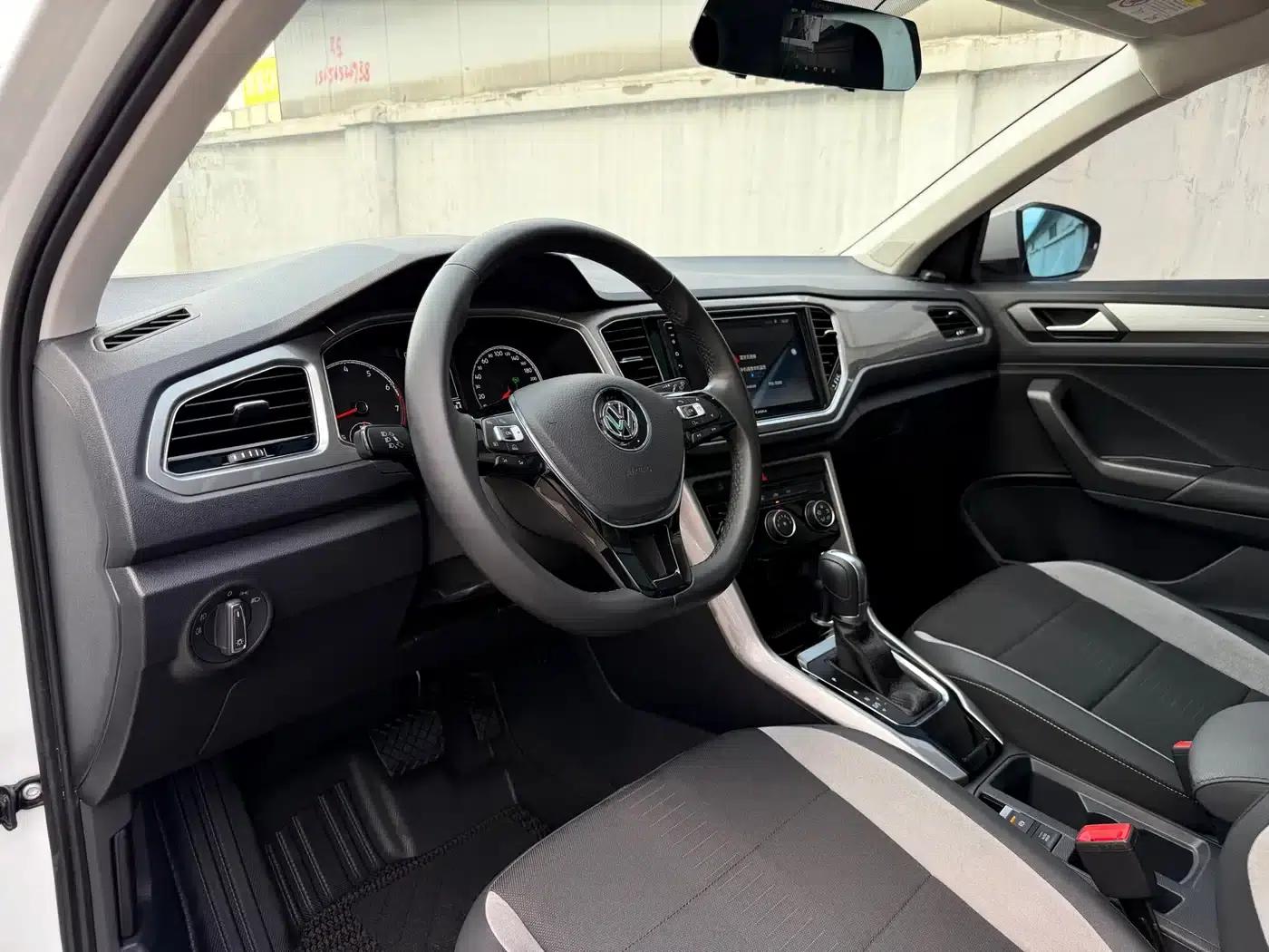 2018 T-ROC 230TSI DSG 2WD Entry-level Model (China V Emission Standard) — миниатюра 15