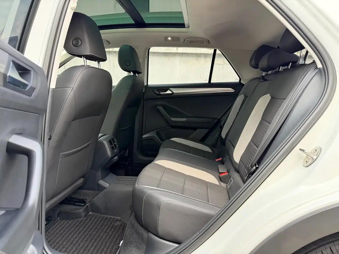 2018 T-ROC 230TSI DSG 2WD Entry-level Model (China V Emission Standard) — миниатюра 5