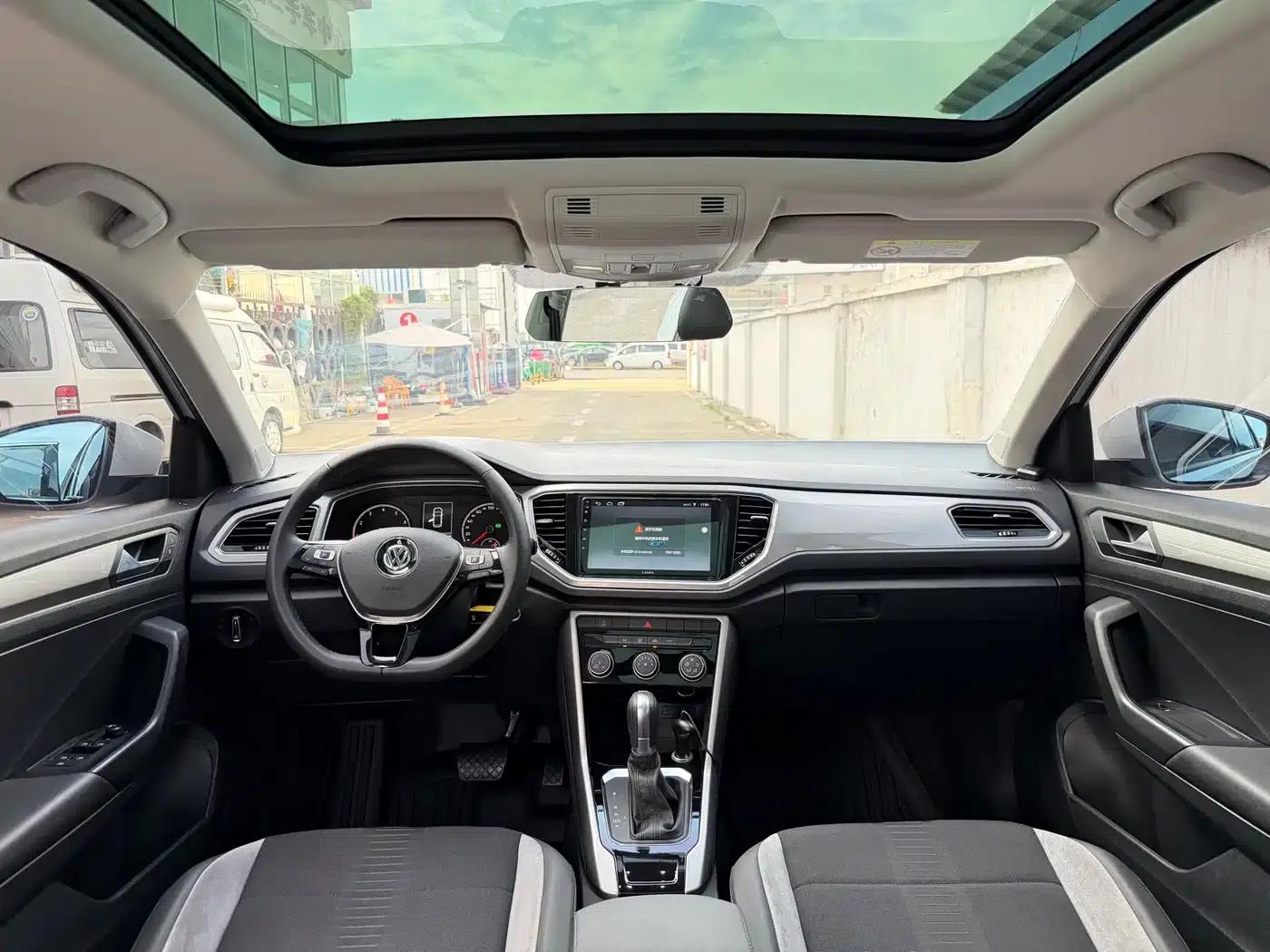 2018 T-ROC 230TSI DSG 2WD Entry-level Model (China V Emission Standard) — миниатюра 6