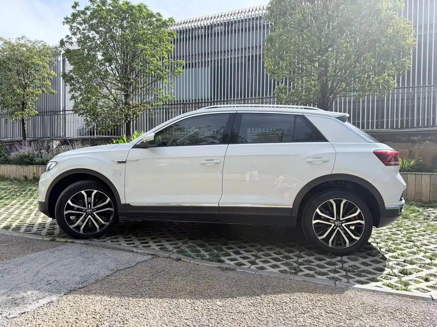 T-ROC 2022 280TSI DSG 2WD Elite PLUS — миниатюра 8