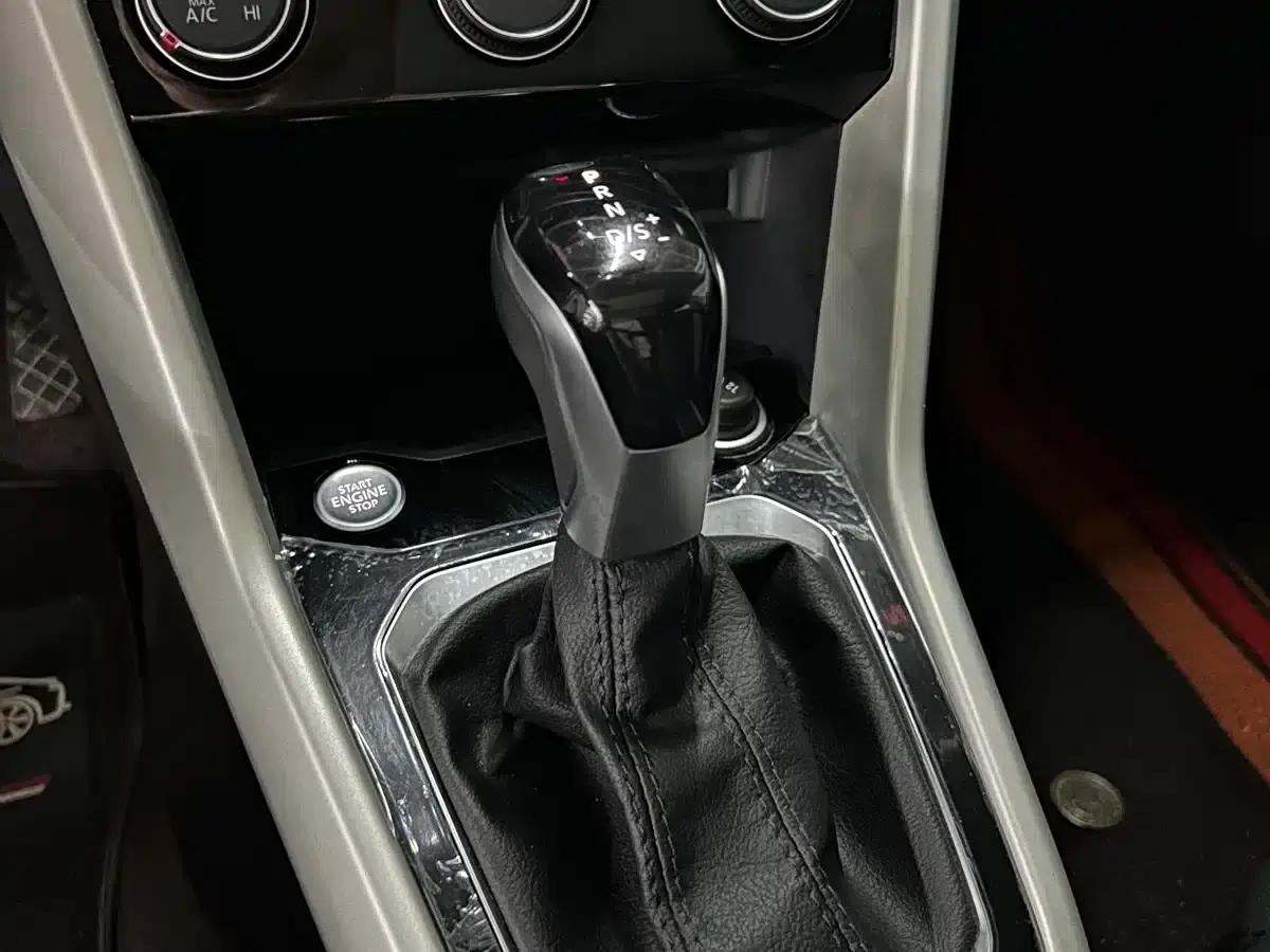 2023 T-ROC 280TSI DSG 2WD Time Edition — миниатюра 11