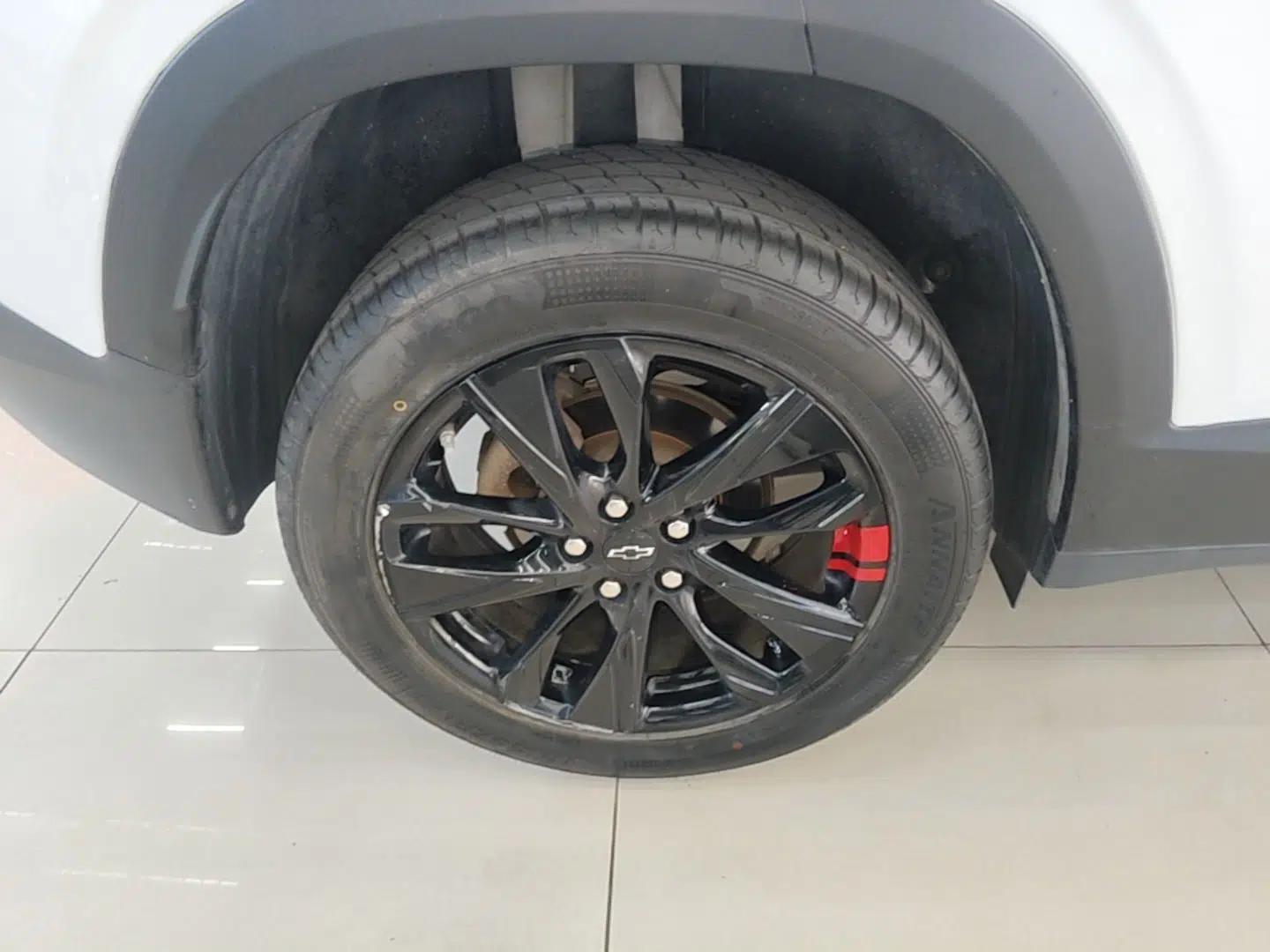 Chevrolet Trax 2019 Redline 335T CVT Trendy Version China VI Standard — миниатюра 11