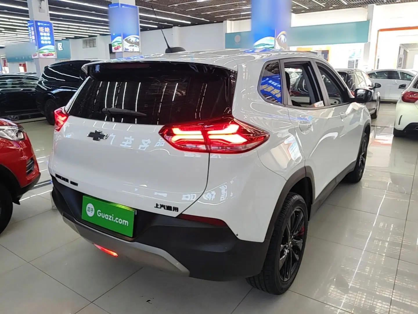 Chevrolet Trax 2019 Redline 335T CVT Trendy Version China VI Standard — миниатюра 6