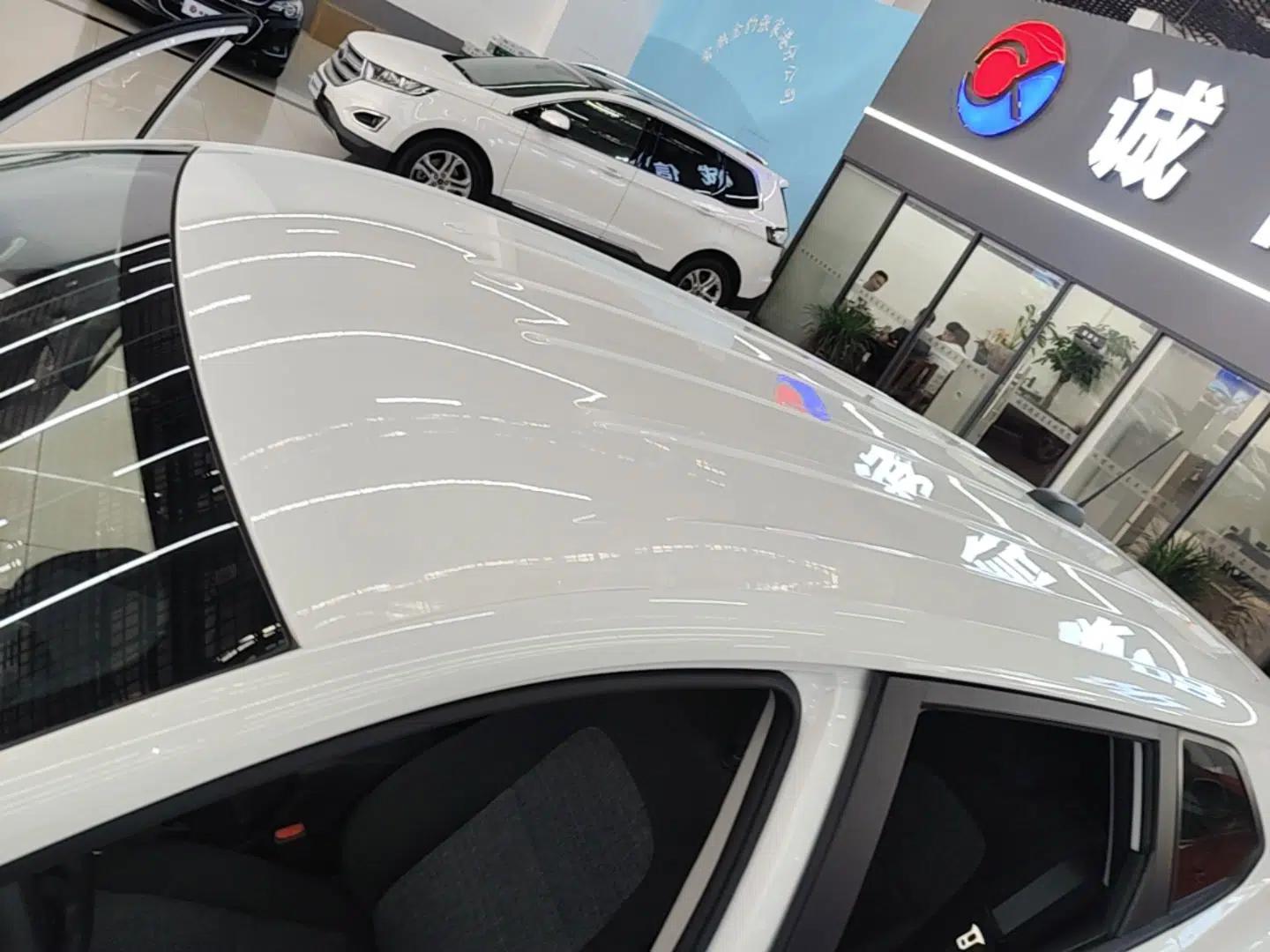 Chevrolet Trax 2019 Redline 335T CVT Trendy Version China VI Standard — миниатюра 7